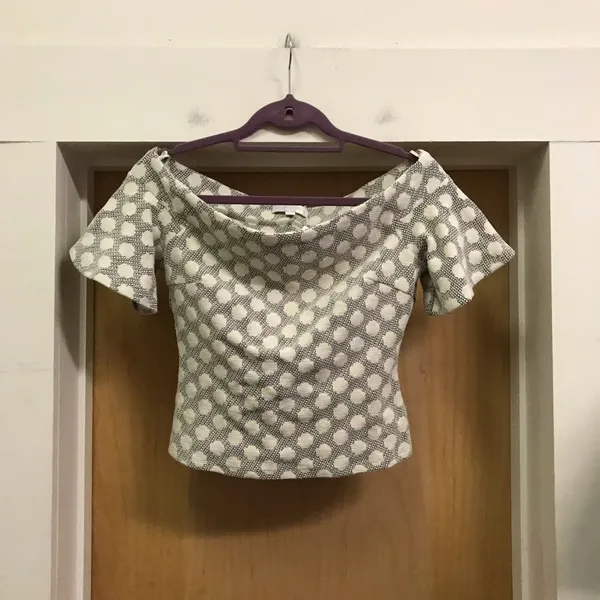 NWT!!! Anthropologie Eri + Ali Off the Shoulder Cropped Top size S - Image 2
