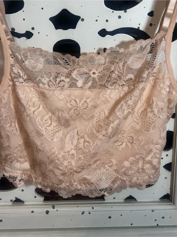 Delicate Lace Bandeau Bralette in Blush - Image 2