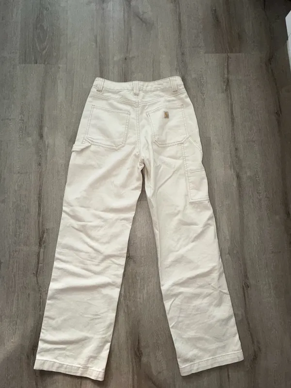 Aritzia TNA Cream Cargo Pants - Image 6