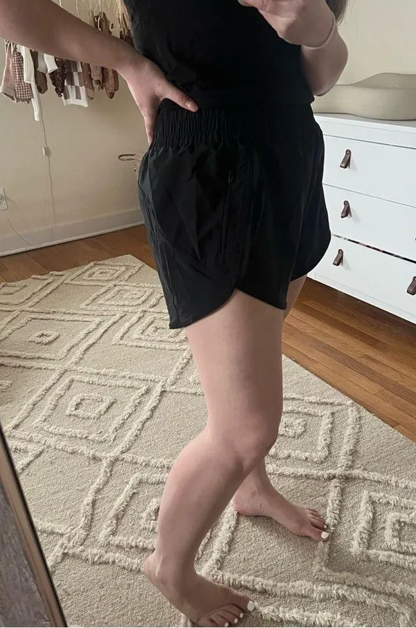 Black athletic shorts Size XL - Image 3