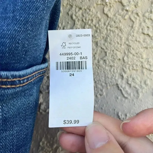 NWT Old Navy mid rise kicker boot cut denim jeans‎ plus size 24 cotton blend - Image 6