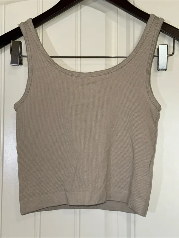 Pro-Fit Seamless Ribbed Sports Bra L NWOT Biege - Image 4