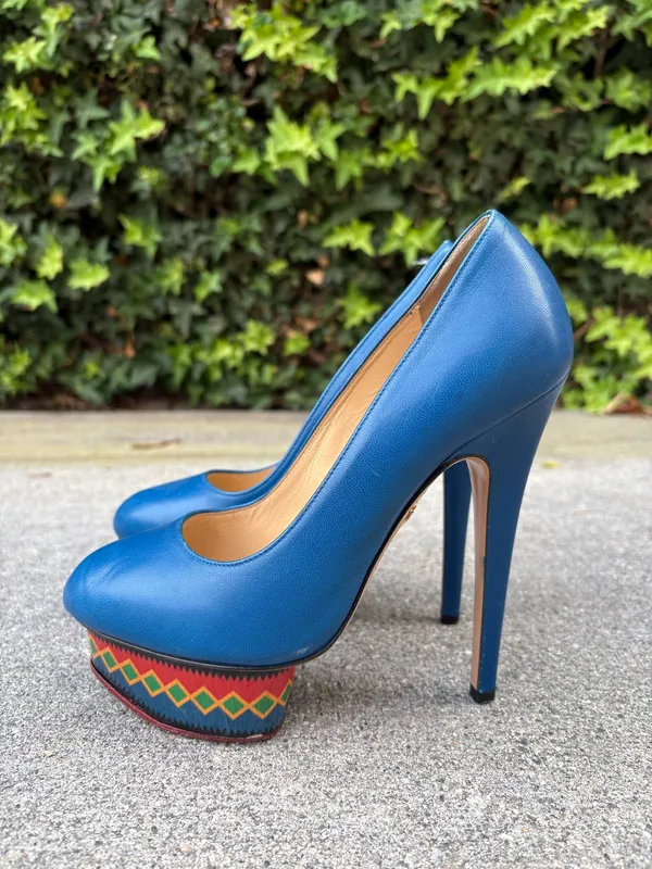 Charlotte Olympia Dolly Maraca leather platform pumps size 35 - Image 6
