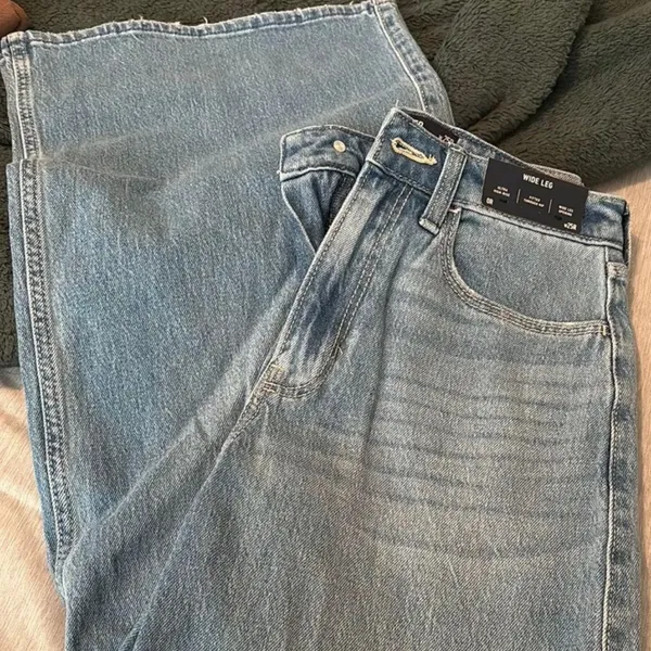 Hollister Wide Leg Jeans - Image 2