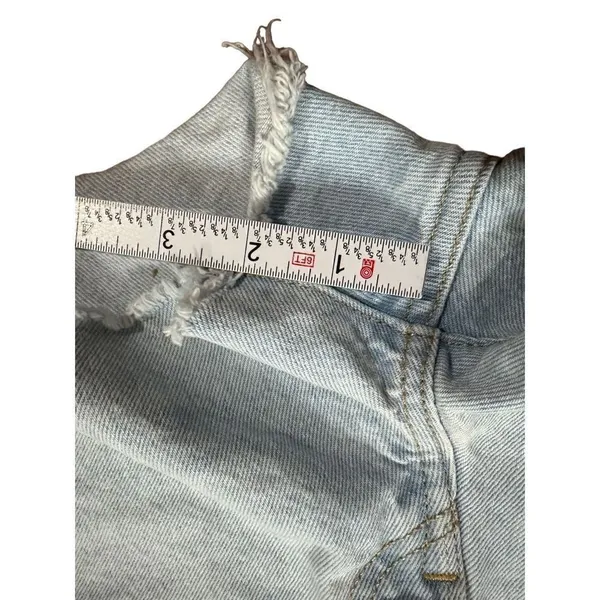 Women's Levi's‎ 501 Original High Rise Jean Shorts Sansome Muse Blue Sz 26 - Image 6