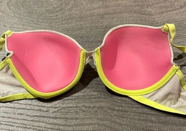 vs pink bra - Image 2