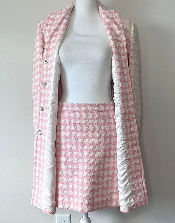 Moda International Suit Set Pink Size 4 - Image 2