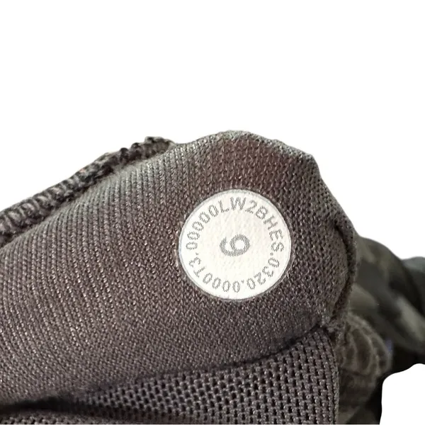 Lululemon Energy Bra Medium Support B–D Cup Voltage‎ Graphite Grey Black Size 6 - Image 9