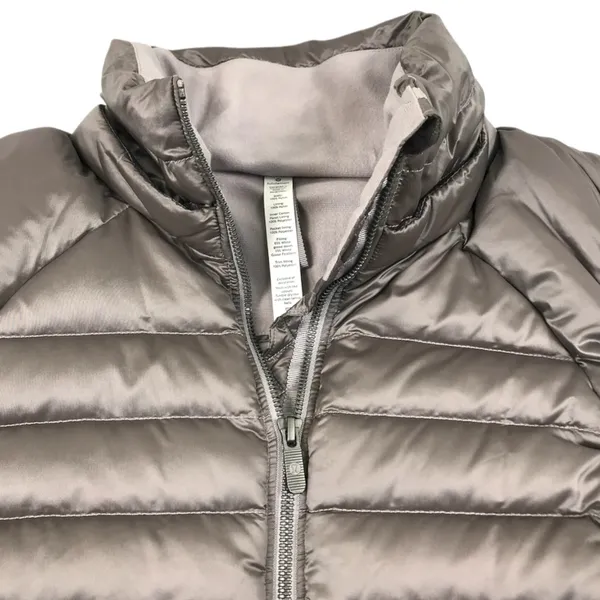 LULULEMON Brave the Cold Vest Sz 10 Gray Goose Down Everyday Cozy Lightweight - Image 5