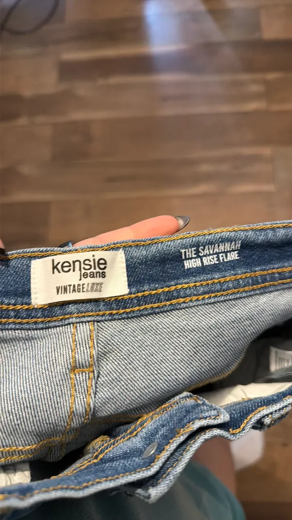 Kensie High rise boot cut jeans - Image 3