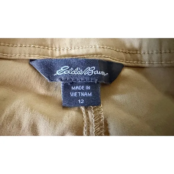 Eddie Bauer Women’s Cargo Hiking Shorts Khaki Tan Size 12 - Image 5