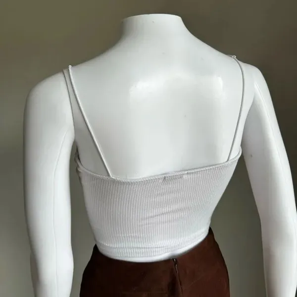 Garage White Ribbed Bungee Cropped Cami Size Small - Image 5