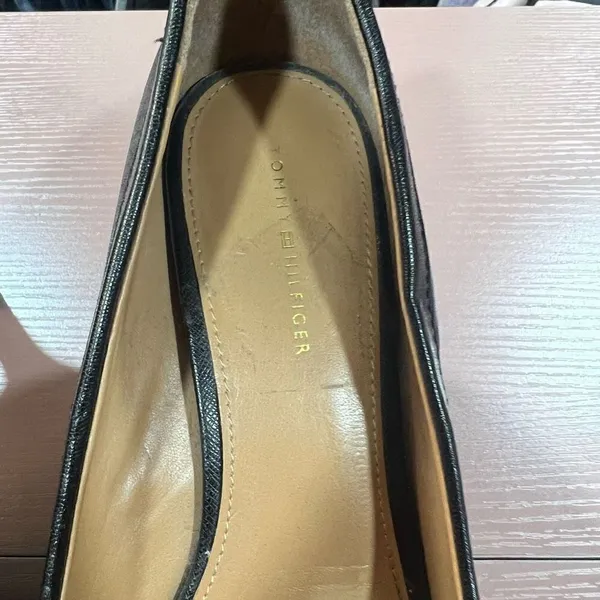 Tommy Hilfiger Womens Size 8.5M Heels - Image 4