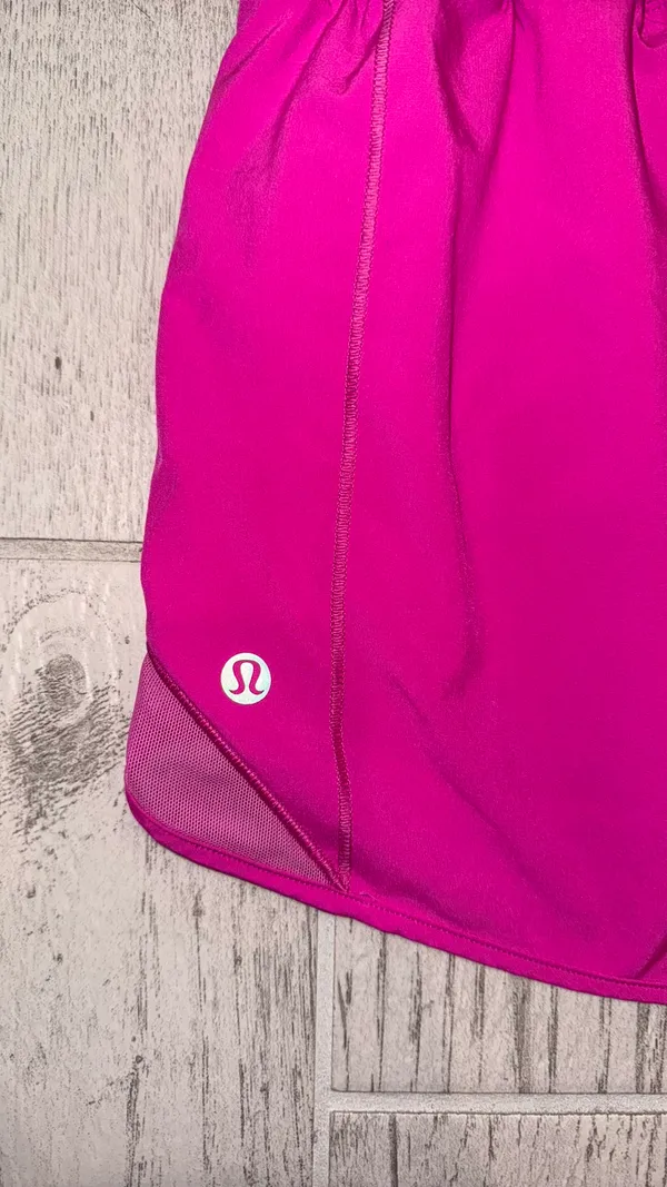Lululemon Hotty Hot Shorts - Image 3