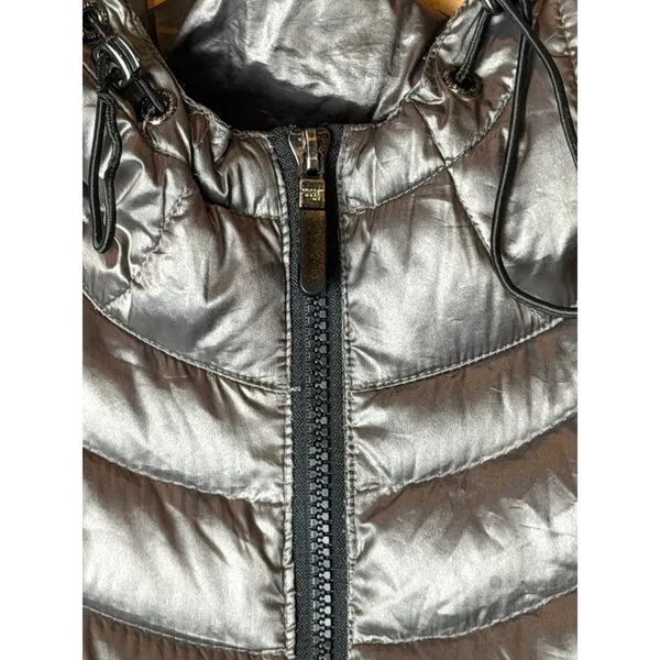 Andrew Marc Puffer Jacket Women Medium Pewter Lightweight Packable Down Hooded‎ - Image 7