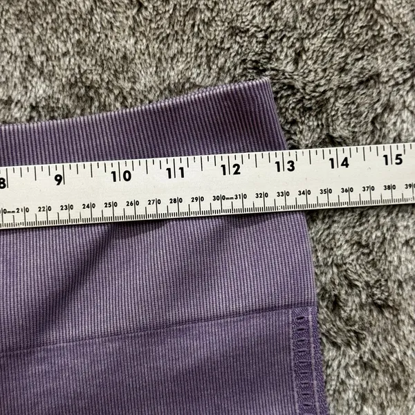 Fabletics Sync Seamless High Waisted Shorts Women's Small Purple - Image 3