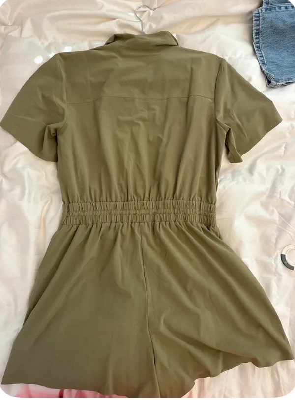Athleta olive green athletic romper/jumpsuit  - Image 3