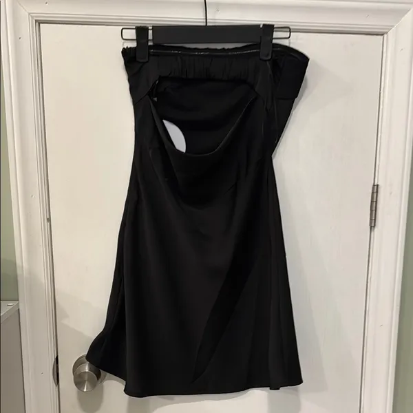 Princess Polly NWT - Phillipa Mini Dress in Black - Image 9