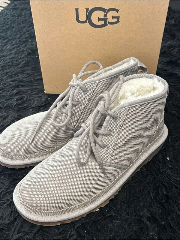 UGG Neumel gray winter fur lace up ankle boots booties shoes women’s 9 Preowned - Image 3