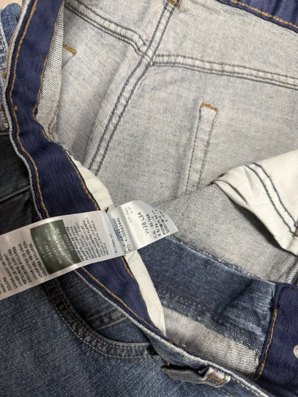 Signature Levi Strauss relaxed jeans - Image 6