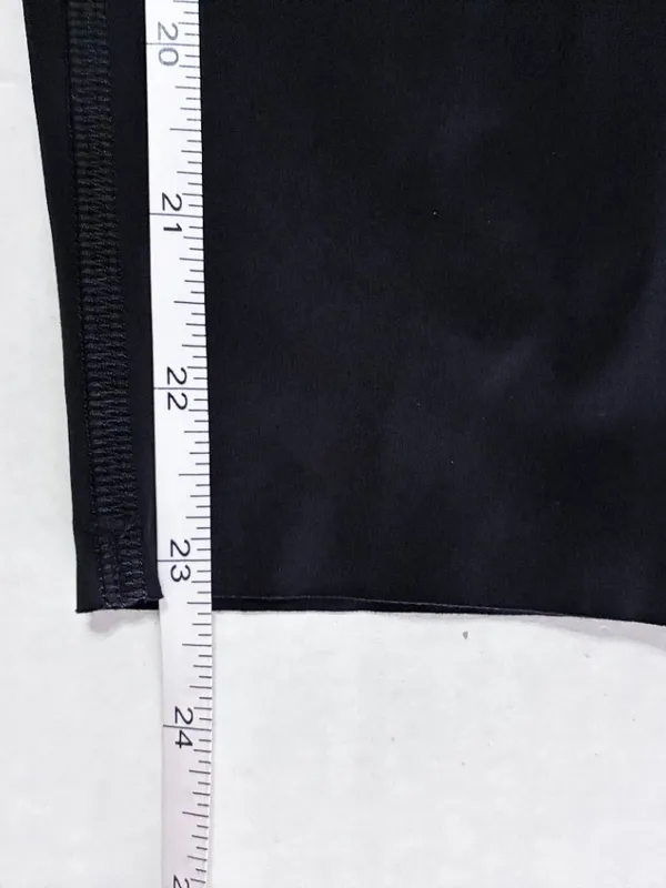 Lululemon Mid-Rise Raw Hem Crop Leggings - Size 4 - Black - Image 4