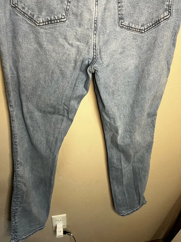 Abercrombie & Fitch 90’s Slim Straight Ultra High‎ Rise Long Denim Jeans - Image 12