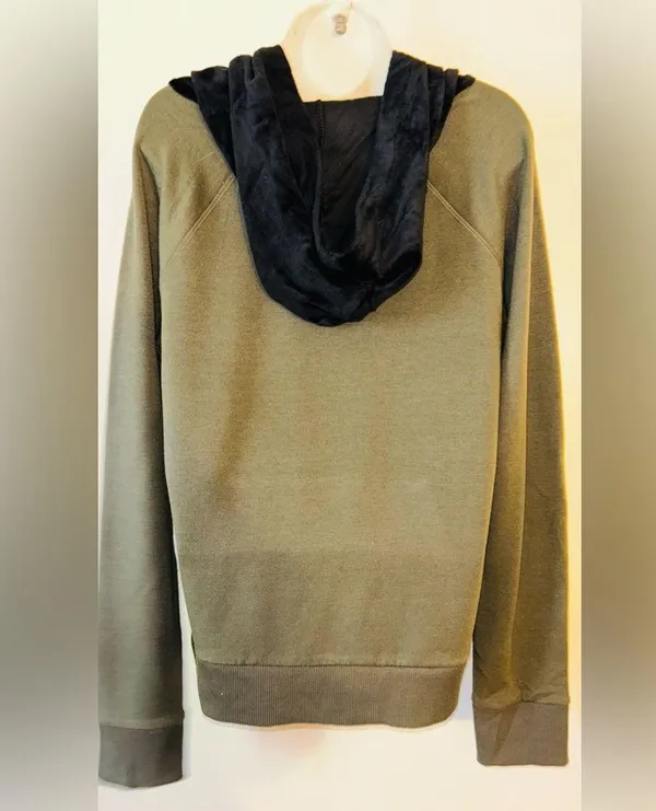 Women’s Bebe olive green Black velvet Sweatshirt Hoodie - Image 7
