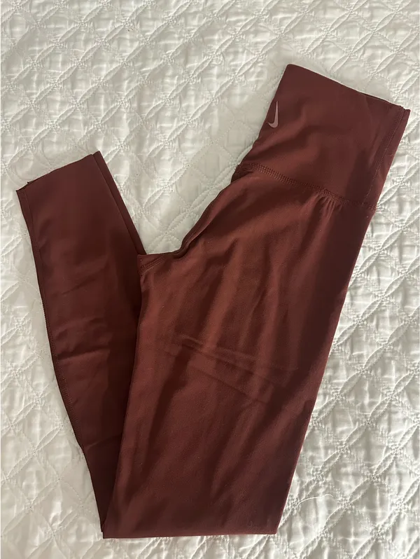 Nike Leggings - Image 3