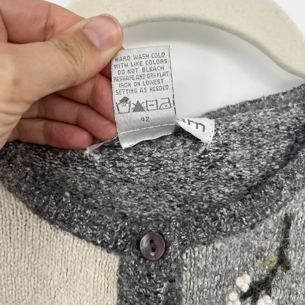 Dress Barn Women's Cardigan Sweater Patchwork Floral Silk Cottagecore L Grey - Image 10