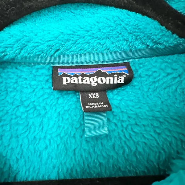 Patagonia Women's Re-Tool Snap-T Pullover in a teal XXS outdoor hiking casual - Image 2