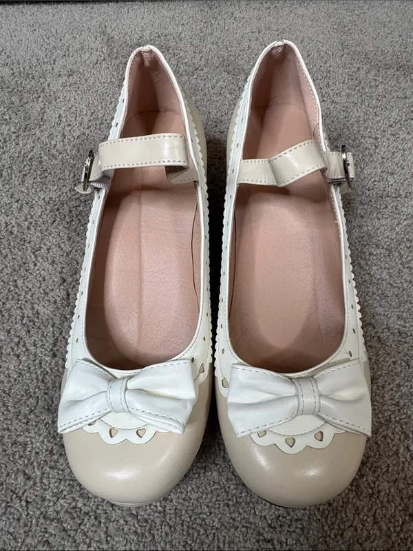 Women’s Chunky Heel Mary Jane Pumps Cute Bow Hearts Round Toe Size 10.5 NEW - Image 2