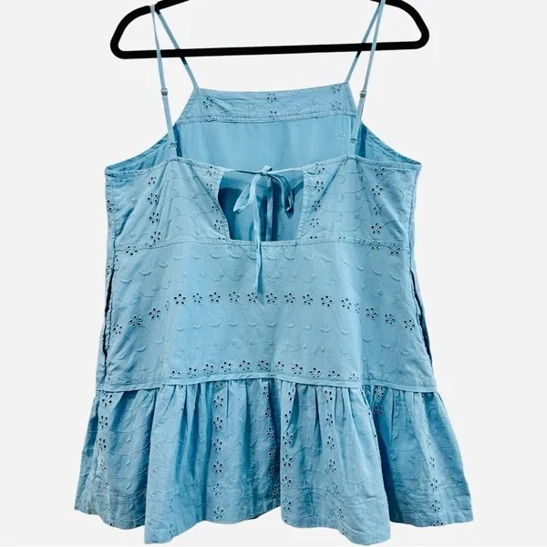 Free People All Caught Up Tunic Baby Blue Eyelet Sweet Open Back Shirt‎ XS New - Image 5