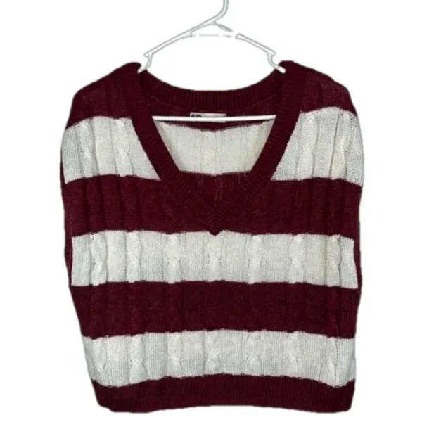 SO Fall‎ sweater vest oversized knit pull over sweater layering preppy equestrian - Image 3
