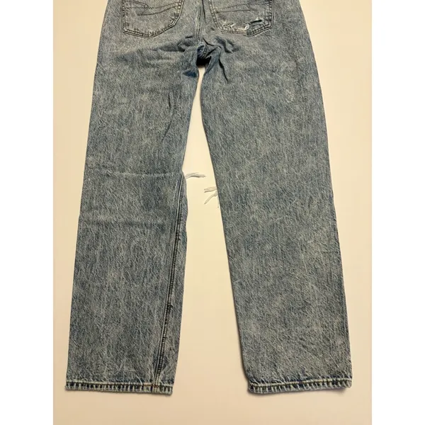 American Eagle Outfitters Distressed Light Wash Jeans Plaid Patch Detail Size 4 - Image 4
