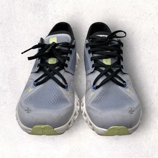 On Running Cloud X 3 in Nimbus/White Size 8 - Image 3