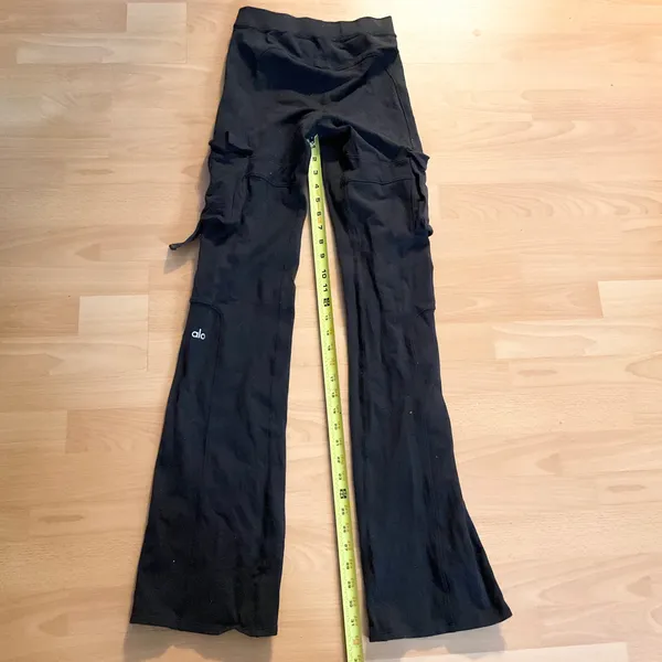 Alo Yoga High-Waist Catch The Vibe Flare Legging Black XXS - Image 7