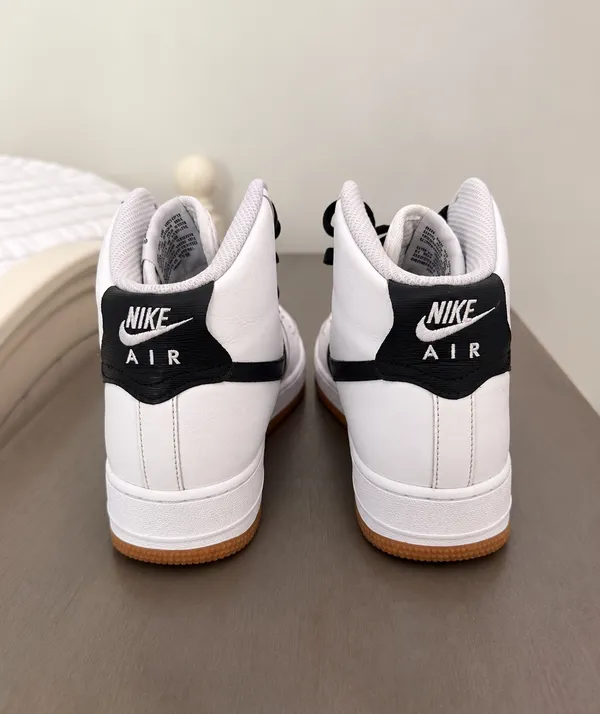 Nike Air Force 1 High - Image 2