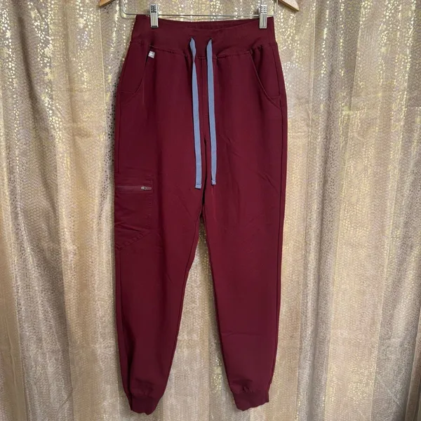 FIGS Burgundy Maroon Zamora Jogger Pants Casma Pocket Scrub Top Set XS/XXS - Image 2