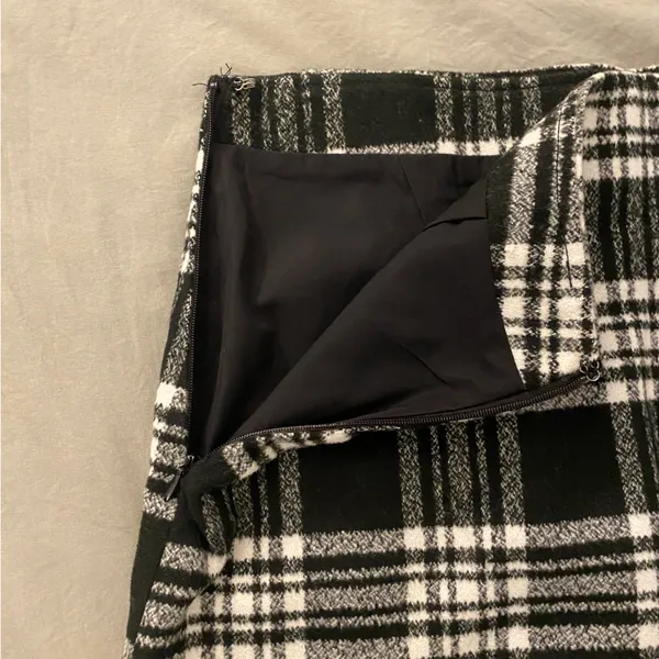 Abercrombie Plaid Skirt - Image 2