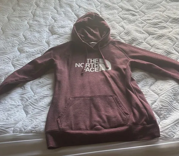 Northface sweatshirt - Image 6