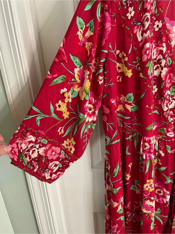 April Cornell Red Floral V Neck Milkweed Dress with Green Accents Size Medium - Image 5