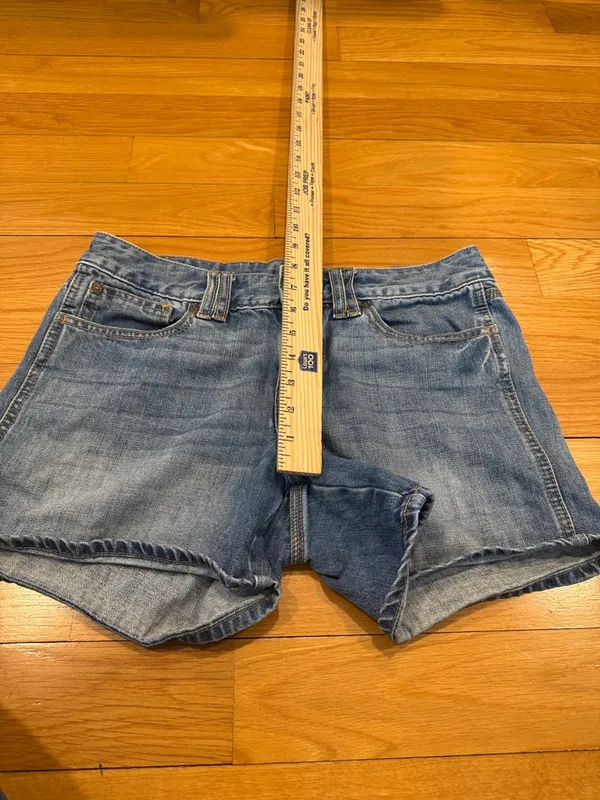 Gap womens jeans shorts size 6 . - Image 4