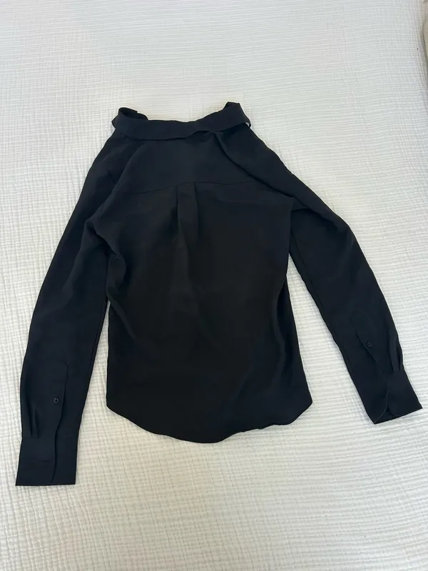 H&M Blouse Long Black Sleeve - Image 2