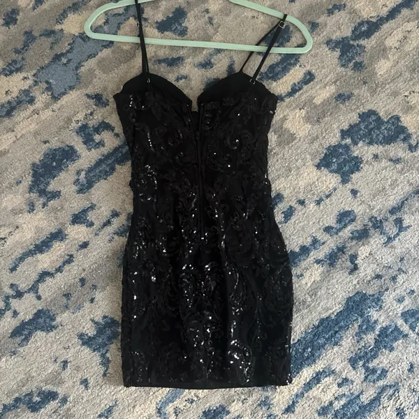 Windsor Black Mini Homecoming Dress - Image 2
