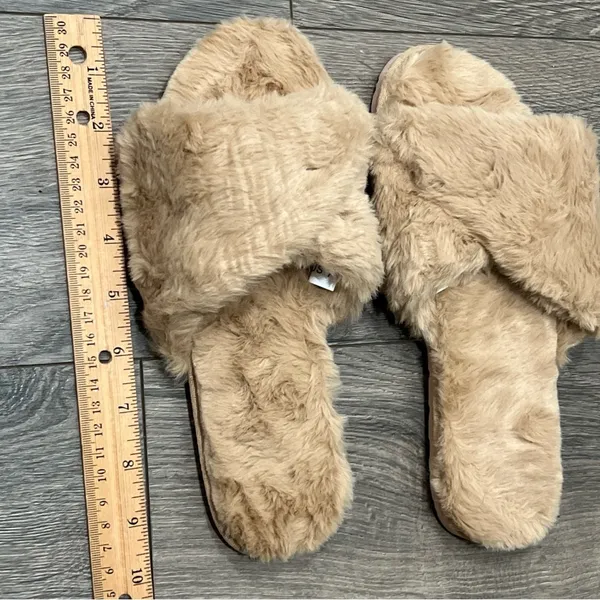 NEW Fitory Tan Faux Fur Women's Slippers Size 7 Open Toe, Fur Lined,Rubber Sole - Image 8