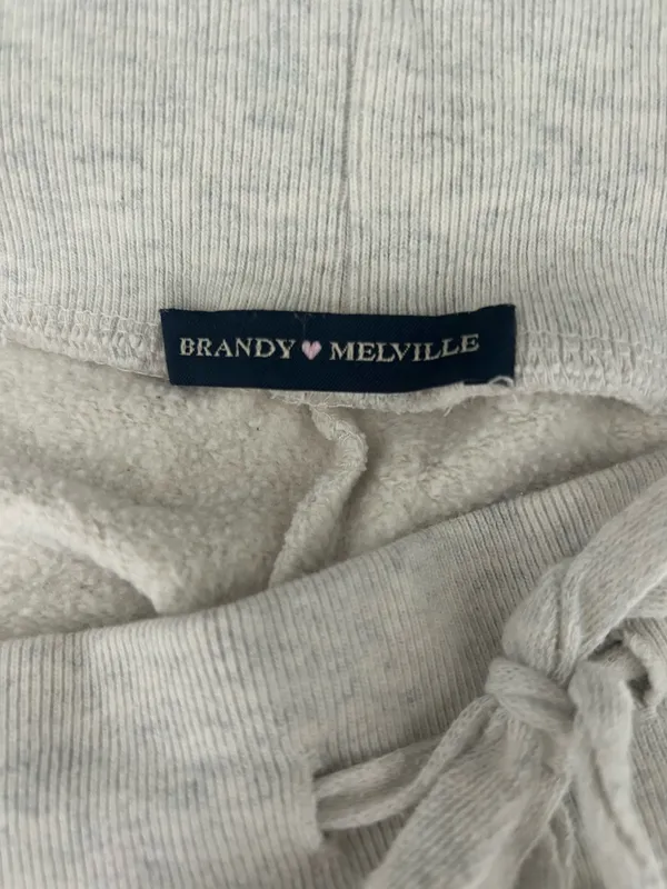 Brandy Melville Grey Sweatpants - Image 8