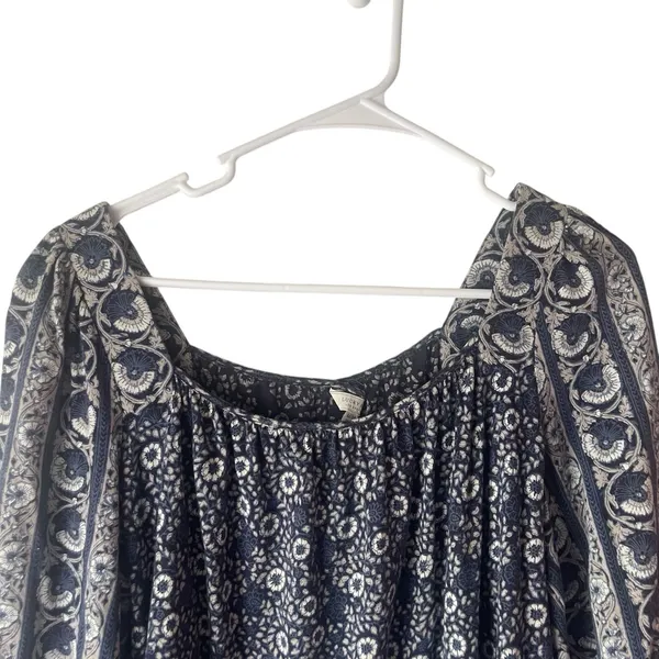 Lucky Brand Women's Size‎ Medium Blue Boho Floral Soft Modal 3/4 Sleeve Blouse - Image 2