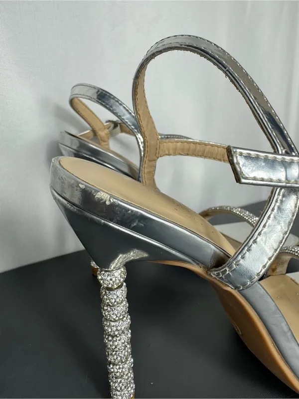Charlotte Russe Y2K style party disco Silver Embellished stiletto Heels size 6 - Image 7
