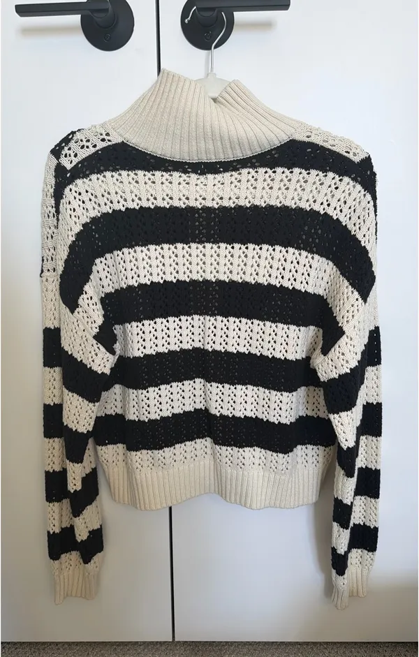 A new day quarter zip sweater  - Image 2