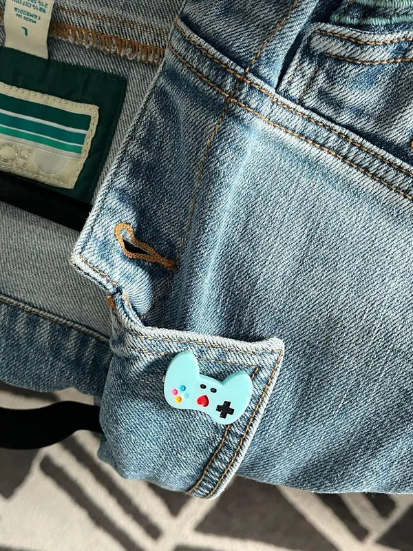 PacSun Game Controller Brooch Pin To Anything - Image 3
